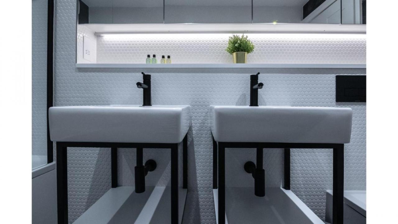 런던 Royal Kensington In Cromwell Road 아파트 외부 사진