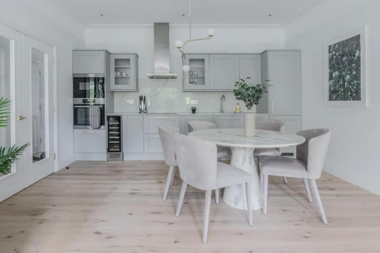 런던 Royal Kensington In Cromwell Road 아파트 외부 사진